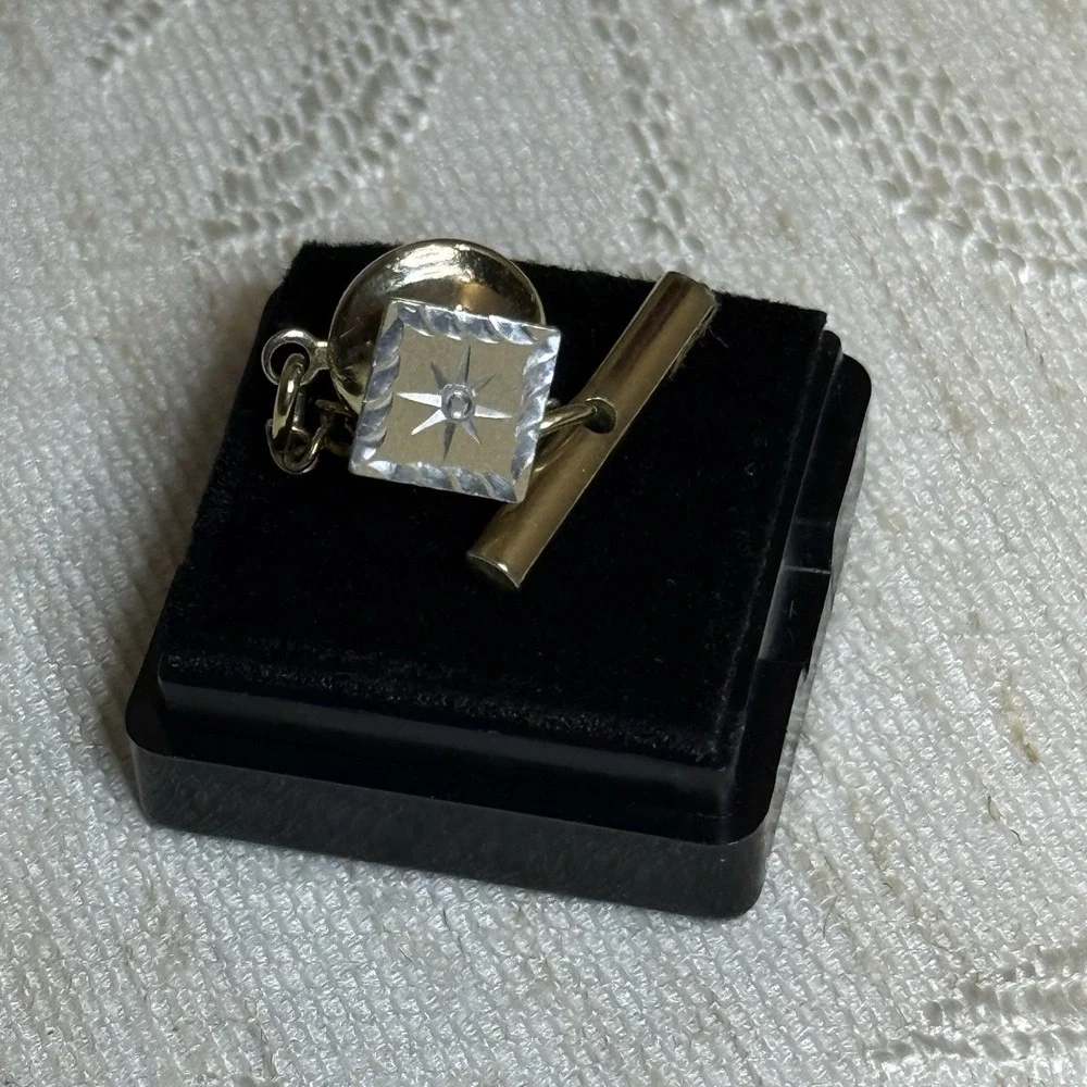 Men's‎ 3 Piece See Of Gold Toned Tie Tacks With Chain